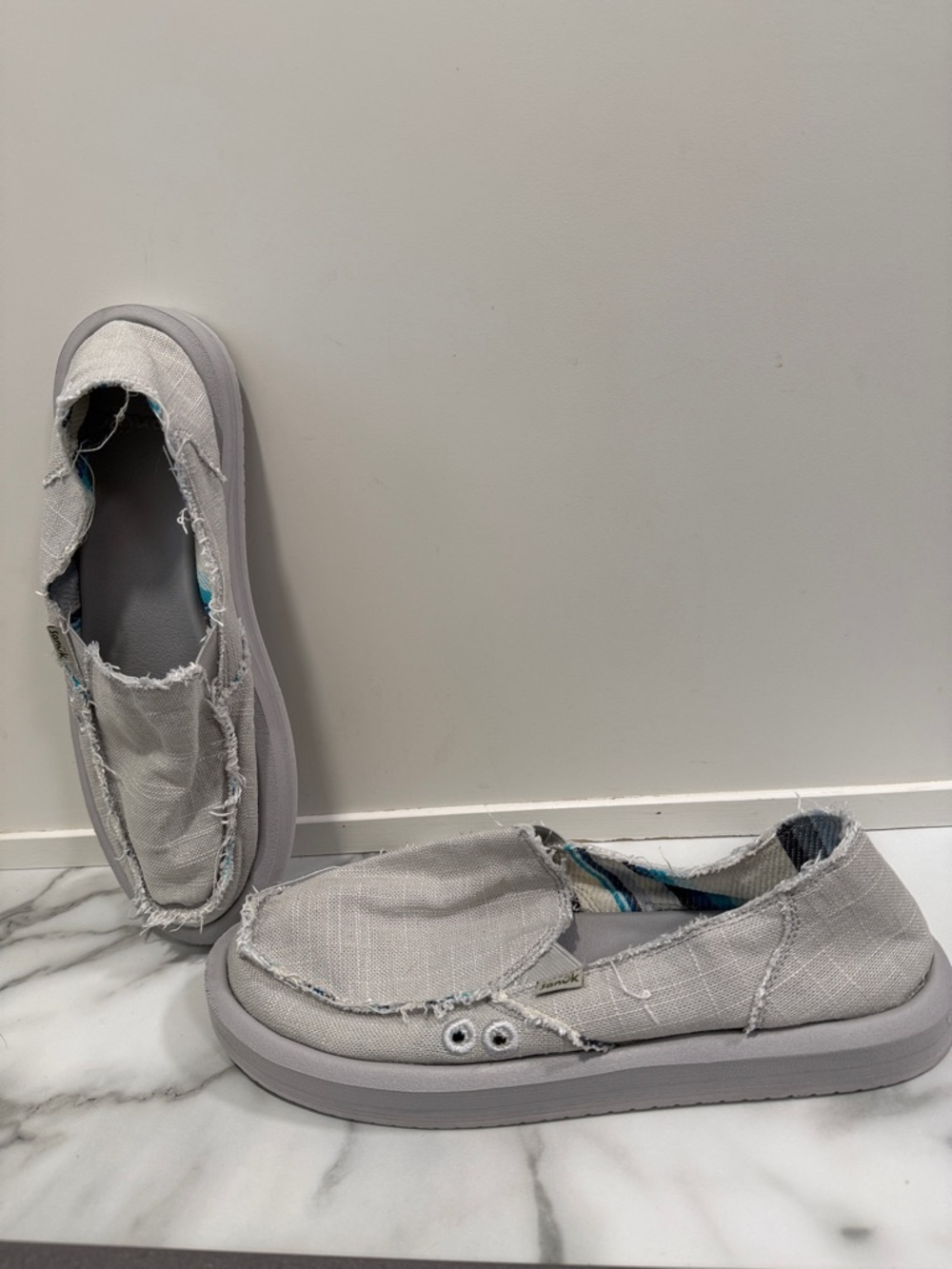Sanuk Donna Hemp Women's slip-on grey loafers size 10